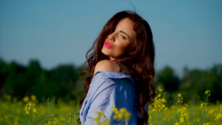 Claudi nagrała klip do nowego singla pt. "Zobaczyć Chcę" | VIDEO