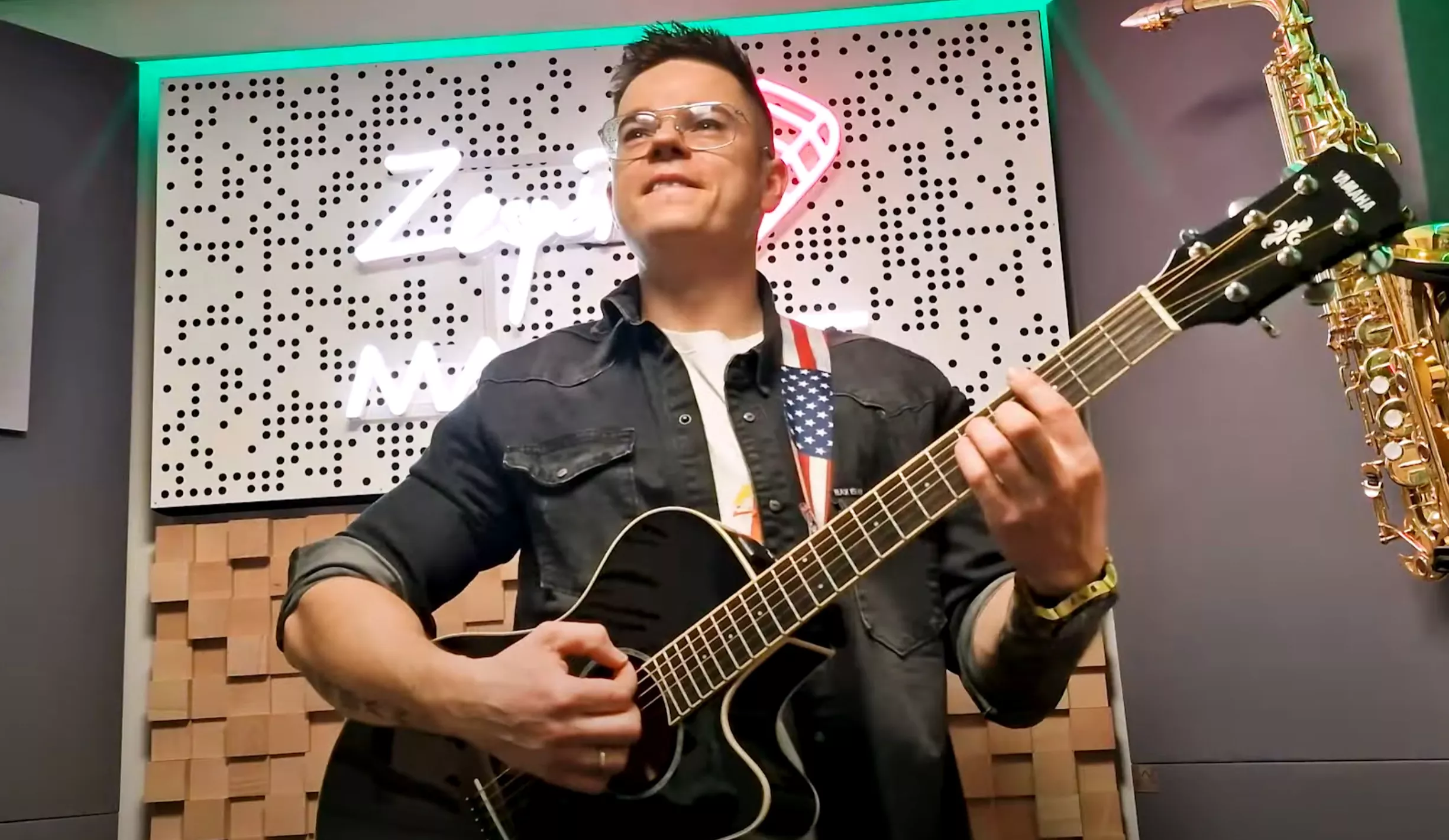 Co Massive zrobił z hitem „Tańcz Mała Tańcz”? Fani disco polo z lat 90. będą zaskoczeni

