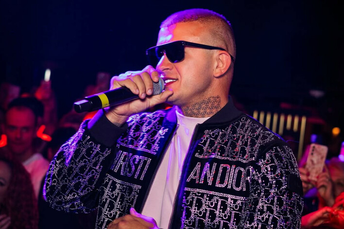 Co oznacza „tamta była łatwa”? Dawid Narożny odpowiada na domysły fanów! ”Bim Bam Bom”