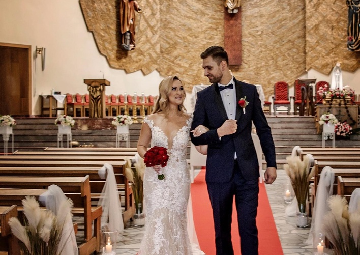 Co z miłością?! Popularna wokalistka disco polo wspomina dzień ślubu! Pokazała wzruszające zdjęcie!