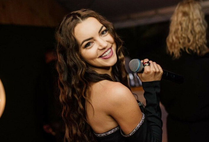 Opadną Wam szczęki! Co za popis wokalnych umiejętności Angeliki Żmijewskiej. Zamknie buzie niedowiarkom, że w disco polo nie trzeba umieć śpiewać!