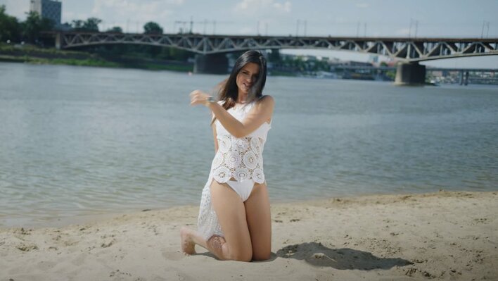 Cudowna premiera od przepięknej wokalistki - Iness zaskakuje swoich fanów