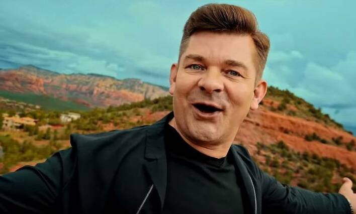Cudowna premiera Zenona Martyniuka Akcent! Nikt tak nie śpiewa pięknie o miłości jak król disco polo!