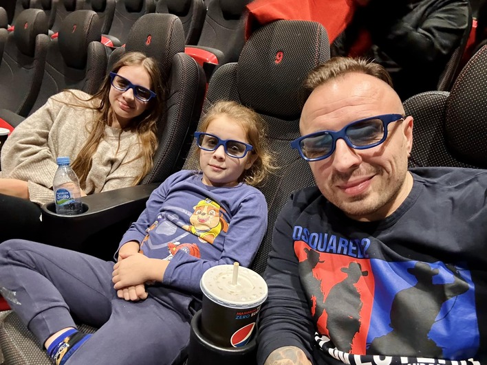 Czadoman poza sceną: Rodzinne chwile Pawła Dudka