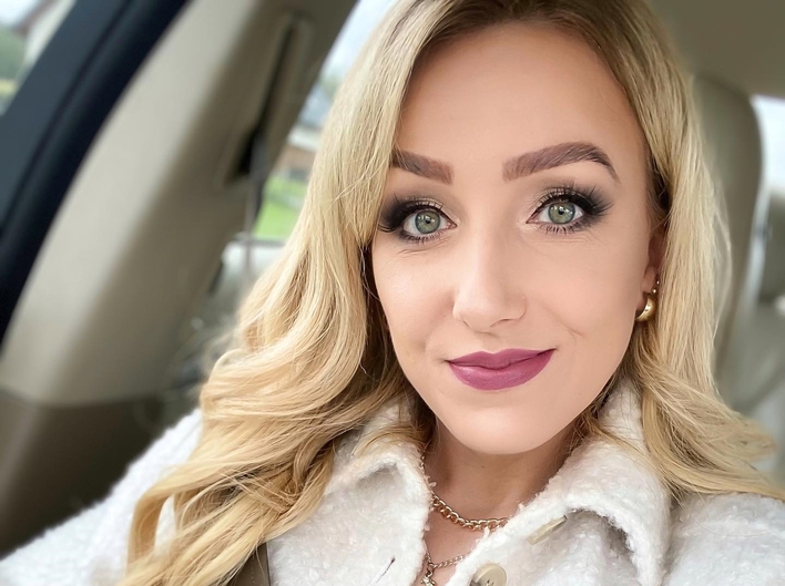 Czarujący uśmiech wokalistki disco polo! Fani komentują „Wow sztos„!