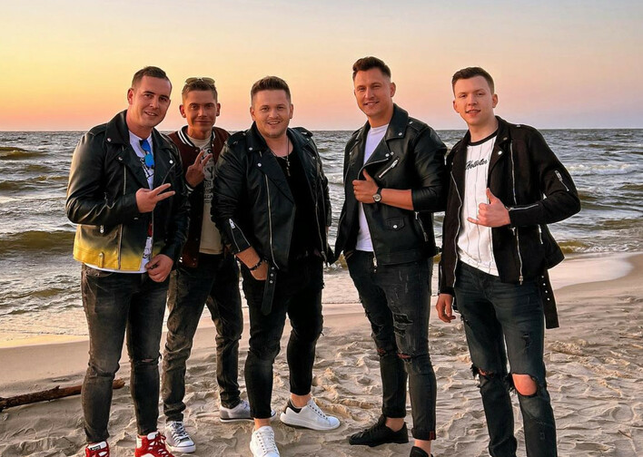 Czeka na Was gorąca premiera! Nowa wersja przeboju „Deja Vu„ od Eratox i Areka Kopaczewskiego