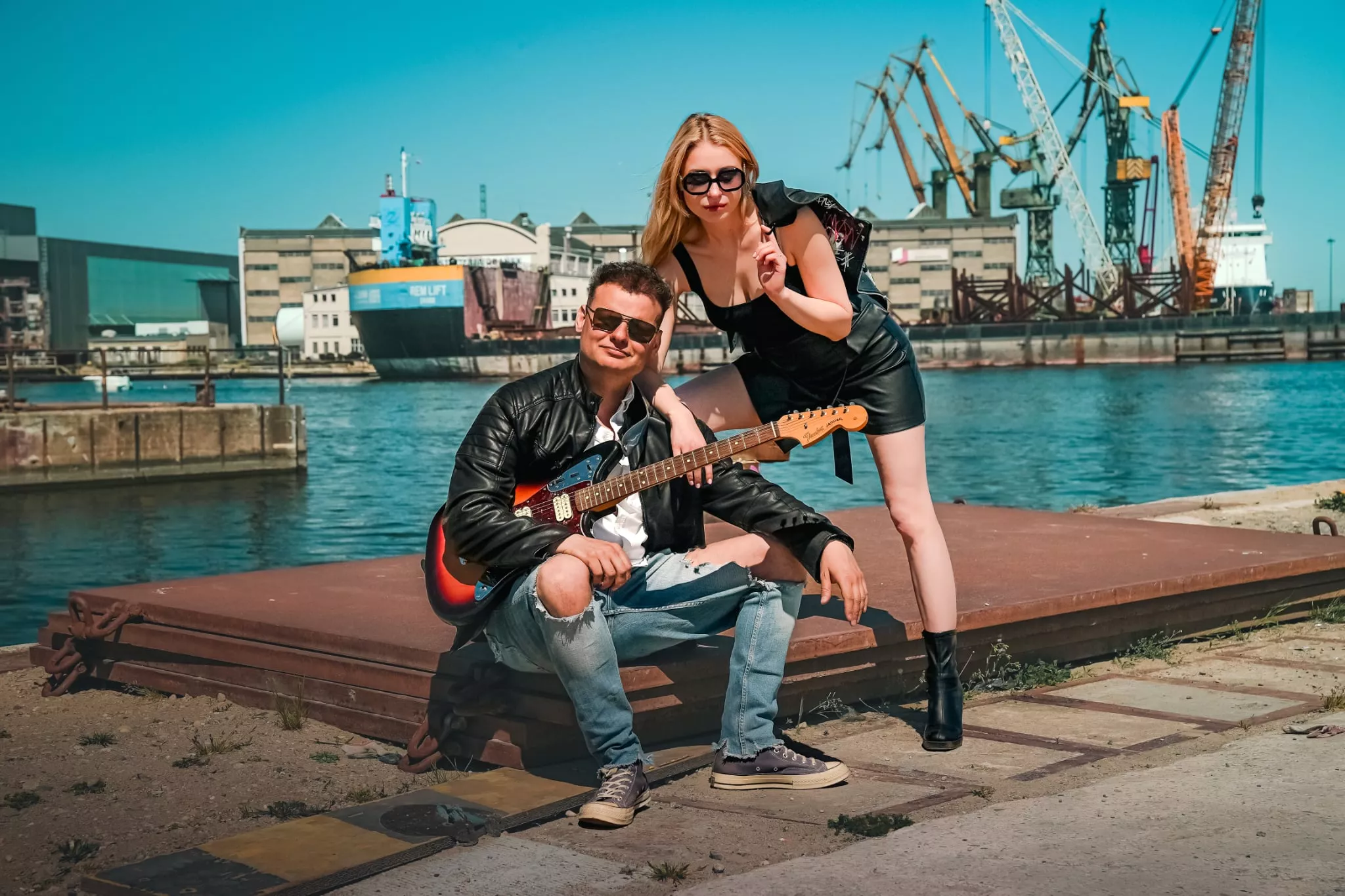 Czelo zaskakuje nową piosenką „Moja Kinga". Wokalista z Kociewia stawia na rock polo