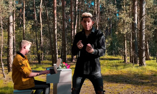 Czerwone Róże w klubowym rytmie: DiscoBoys przedstawiają nową odsłonę swojego romantycznego hitu