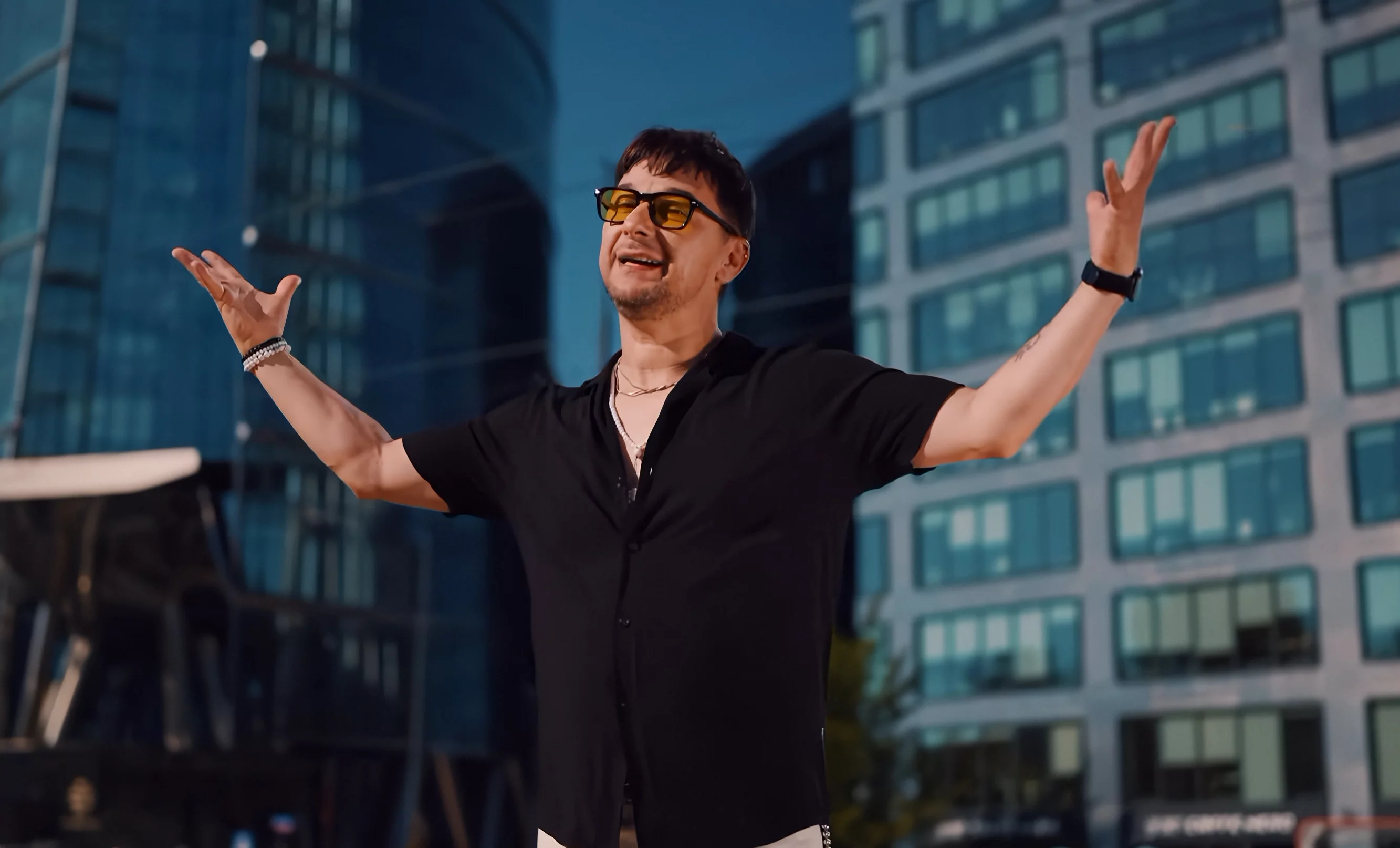 Czy „Do Ciebie Halo (Vice Versace)" od Ambu-Lans to hit lata w disco polo? Wynik na YouTube mówi sporo