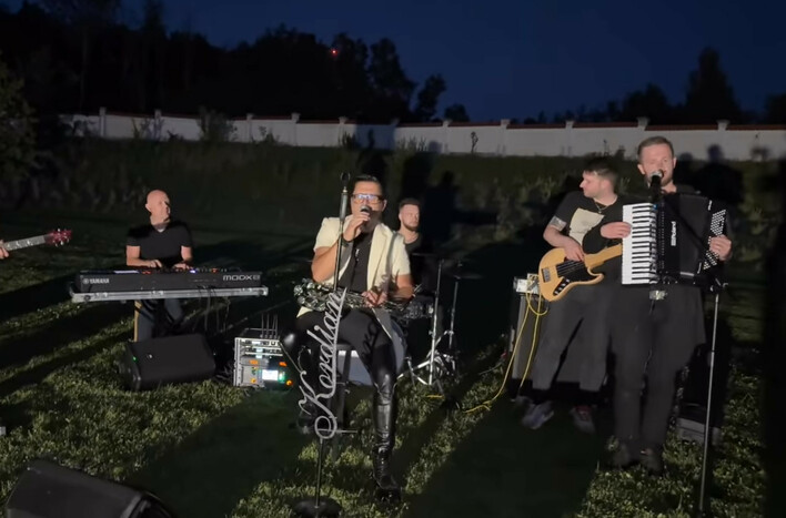 Czy Kordian zrobił to lepiej? Jego wersja wielkiego hitu Lady Pank „Zawsze tam gdzie Ty” robi wrażenie! 