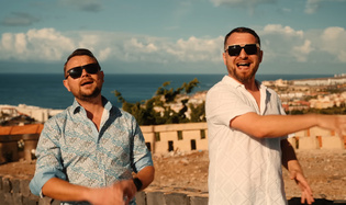 Czy Selfie „Dorotka” to nowa piosenka, która zostanie hitem? Wynik w disco polo mówi jedno!