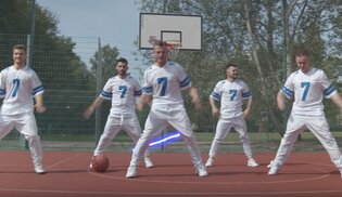 „Czy to możliwe” - niezwykła nowość od byłego członka zespołu Boys!