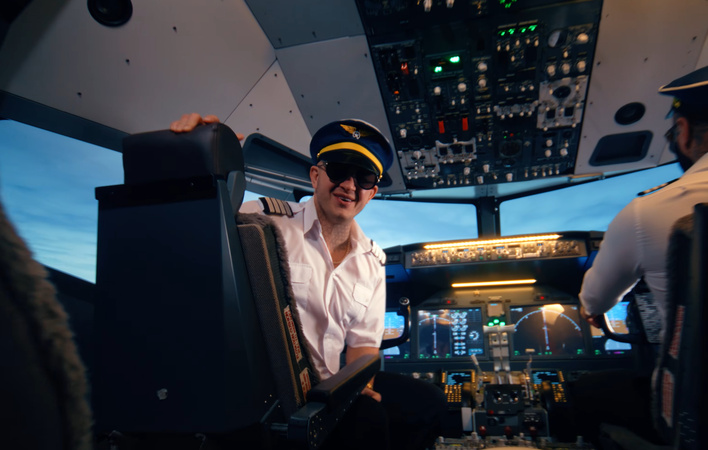 Czy to największy hit ostatnich tygodni disco polo. „Daj mi jedno czułe słowo” Piękni i Młodzi Dawid Narożny z milionami odsłon