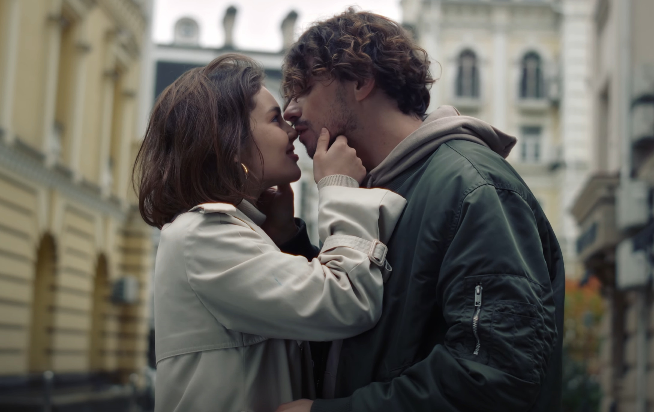 ”Daj mi jeden dzień” – nowa piosenka zespołu SKALAR us już podbija YouTube! Tysiące fanów zachwyconych

