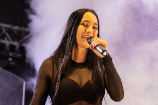 Szok wśród fanów Daj To Głośniej?! Emilia Sanecka ma partnera, jest zaręczona i wychowuje dziecko!