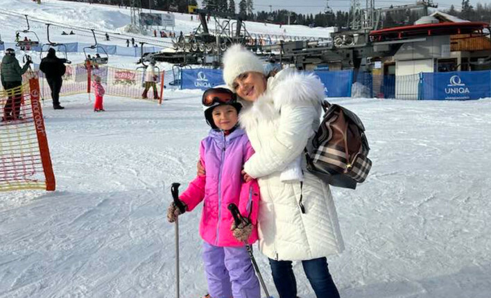 Danuta Martyniuk z wnuczką w górach – zdjęcie, które wzruszyło fanów!
