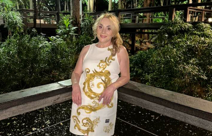 Danuta Martyniuk zrzuciła prawie wszystko na plaży! Fani przecierają oczy, nikt się tego nie spodziewał