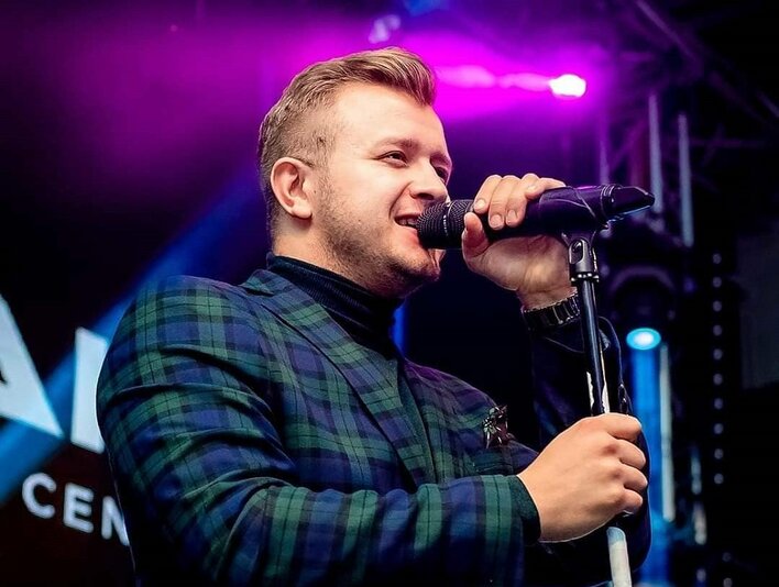 Dawid Narożny rozpocznie karierę solową?! Gwiazdor disco polo przerwał milczenie! 