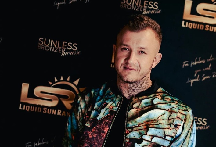 Dawid Narożny kontra Medusa! Znakomita forma gwiazdora disco polo! Zobaczcie te mięsnie!