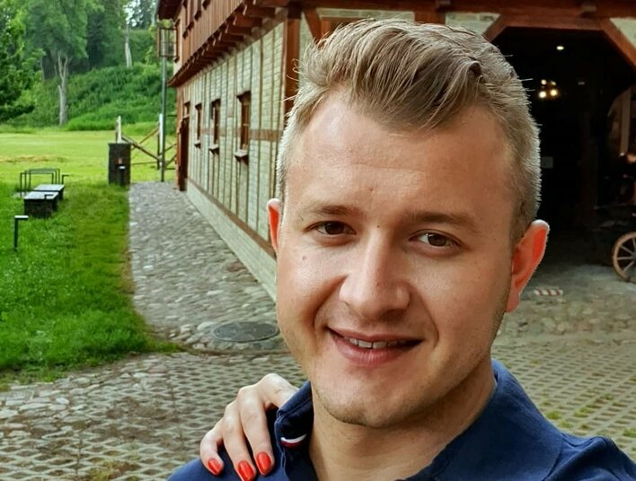 Dawid Narożny milionerem!! Solowa kariera wyszła mu na dobre?!