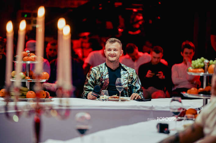 Dawid Narożny odda pieniądze! Nietypowe zachowanie gwiazdy disco polo