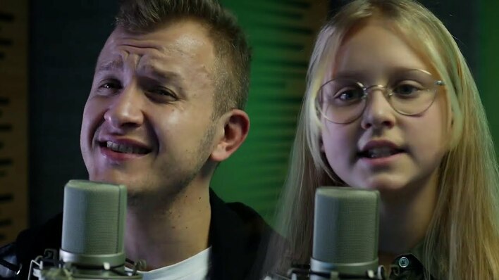 Dawid Narożny w nowej produkcji z córką! Artysta disco polo ma również niespodziankę dla fanów! 