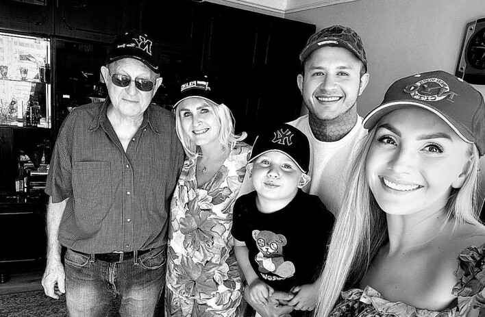 Wielka strata! Dawid Narożny w Żałobie – Wzruszające Słowa Lidera Piękni i Młodzi „Trzymaj się Dawid, jesteśmy z Tobą„