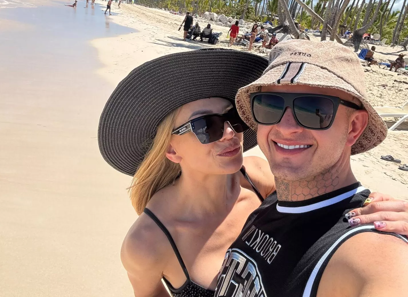 Dawid Narożny zabrał żonę na Karaiby po burzy w życiu prywatnym! Małżeństwo disco polo pokazało zdjęcia z Dominikany