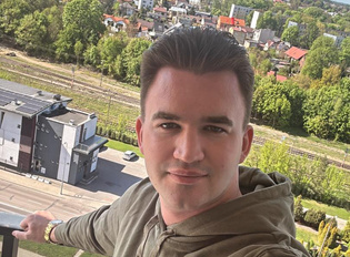 Dawid Tymiński unika fanek? Wokalista Raidera ujawnił, że „nie ma czasu na bajerę”