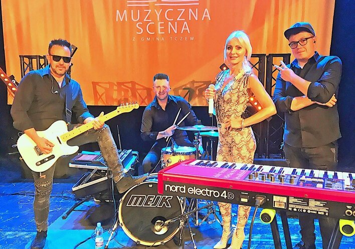 Niesamowite! Gwiazdy disco polo oferują fanom tropikalną wyprawę! 