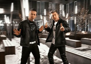 Debiutancki singel pod tytułem "Cały Świat" zawojuje branżą disco polo? Zobaczcie premierę formacji X-Positive | VIDEO