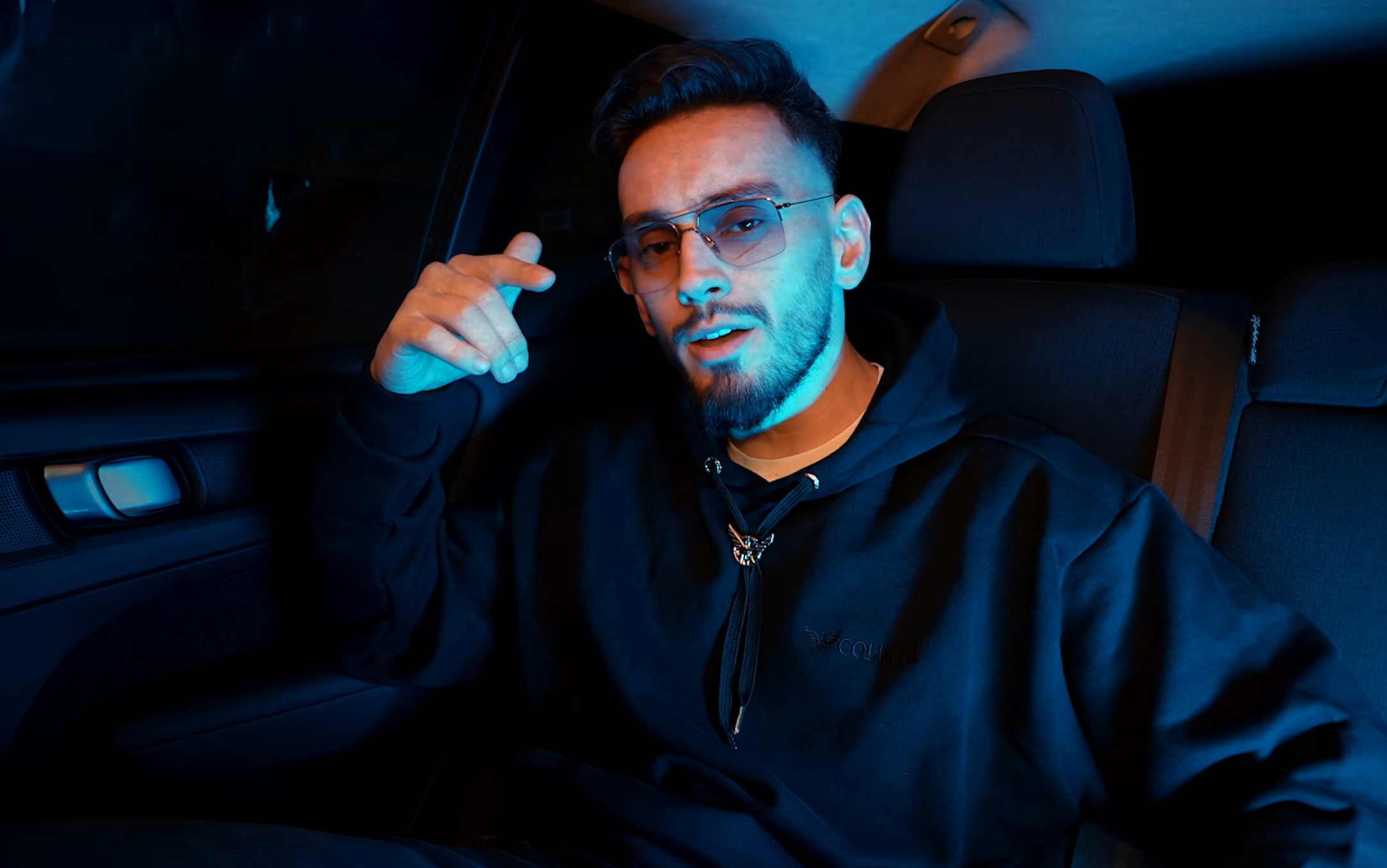 Denis z nową premierą „Byleby nie była ciepła”