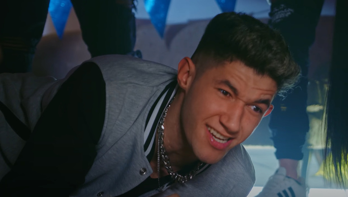 Kamil Kossakowski Discoboys robi wielką muzyczną karierę disco polo! Artysta pochwalił się dorobkiem! To 6 milionów!