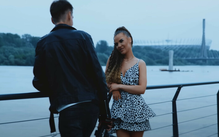 DiscoPrince podbija rynek nowym tanecznym hitem pt. „Do gwiazd„ Fani „Nareszcie coś świeżego„
