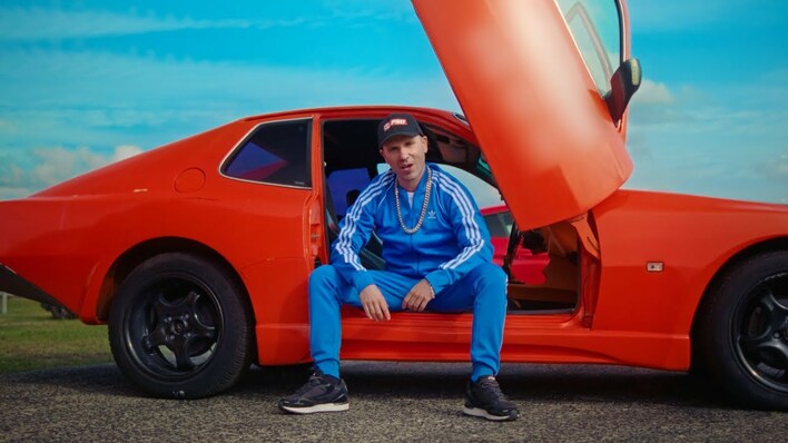 „Do Fury (diri diri dam dam)„ - nowy hit motoryzacyjny  i klubowy od Faster podbija serca fanów! Zobaczcie nowość!
