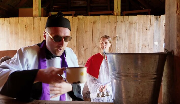 "Do widzenia! Nie dostaniesz rozgrzeszenia!" | Siostra Klara znów atakuje!