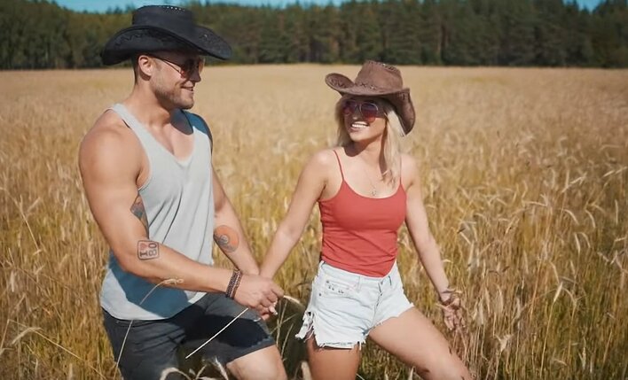 Dobra passa uwielbianego wykonawcy muzyki disco polo trwa! Ciekawa nowość od Bartosza Jagielskiego!