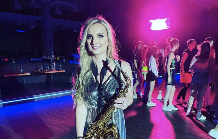 Dorota Gwiazdowska z zespołu Mig spróbuje swoich sił na światowych wybiegach?! To zdjęcie zdradza wszystko! 