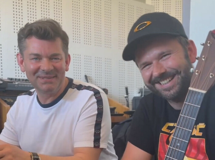 Giganci zdeklasują konkurencje?! Sławomir i Zenon Martyniuk w nowym utworze „Tańcz”! 
