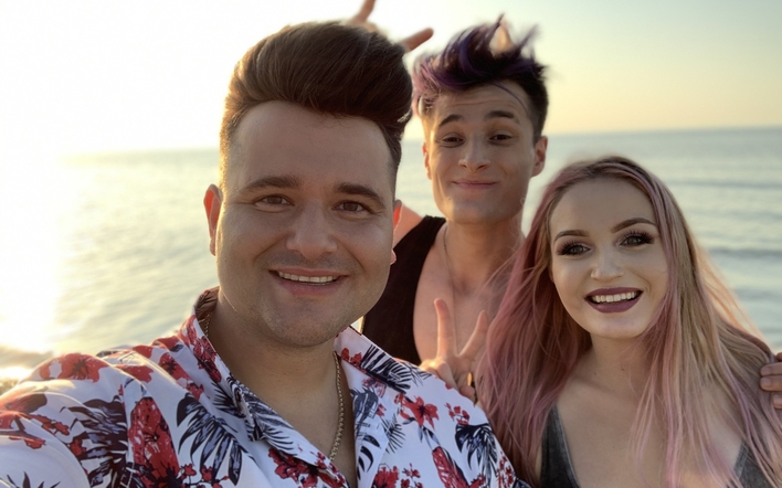 Dwóch tytanów disco polo w jednej produkcji pt. "Karuzela"