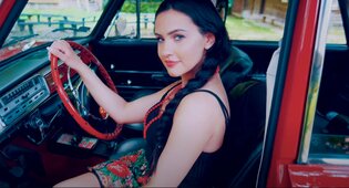 Dziewczyna ze wsi podbije rynek disco polo? Zobaczcie video, które jest już dostępne w sieci!