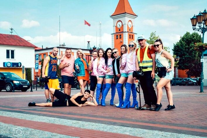 Dziku nagrał teledysk do nowej piosenki pt. "Gdy Całuje Mnie" | Video