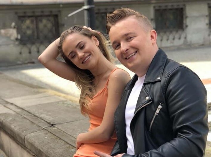 Dziku postawił wysoko poprzeczkę. Jego nowa piosenka przerodzi się w hit disco polo?!