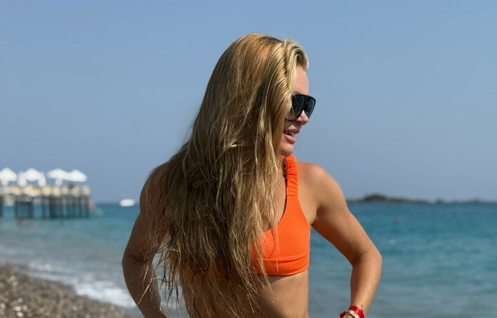 Edyta Folwarska kusi zdjęciem z wakacji w Turcji – prezenterka Polo Tv w odważnym bikini robi furorę