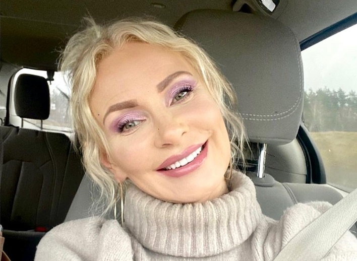 Popularna wokalistka disco polo Elwira Mejk wygłosiła swój sprzeciw przeciwko wojnie! Sposób w jaki to zrobiła wywołuje łzy! 