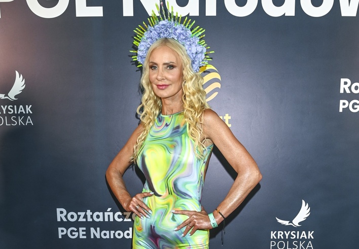 Elwira Mejk zachwyca oryginalną stylizacją na Roztańczonym PGE Narodowym! Zobacz jej niepowtarzalny sceniczny wizerunek!

