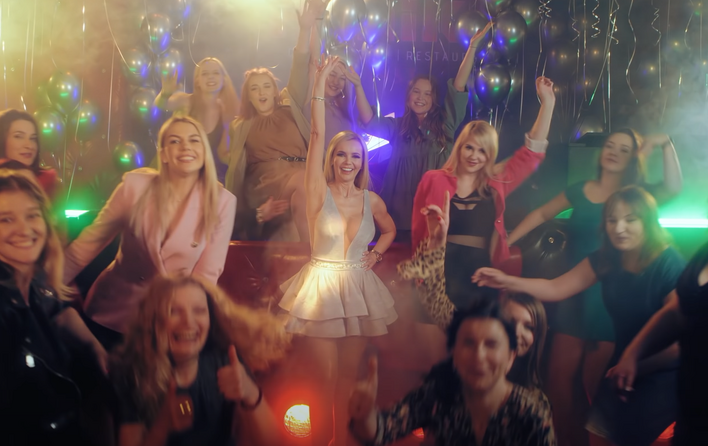 Energetyczna nowość ze specjalną dedykacją od utalentowanej Moniki Chwajoł!