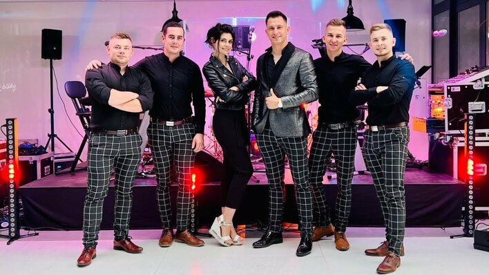 Ten zespół disco polo rozgrzewa parkiet na weselach! Są uznawani za jednych z najlepszych wykonawców muzyki disco polo w Polsce! | VIDEO