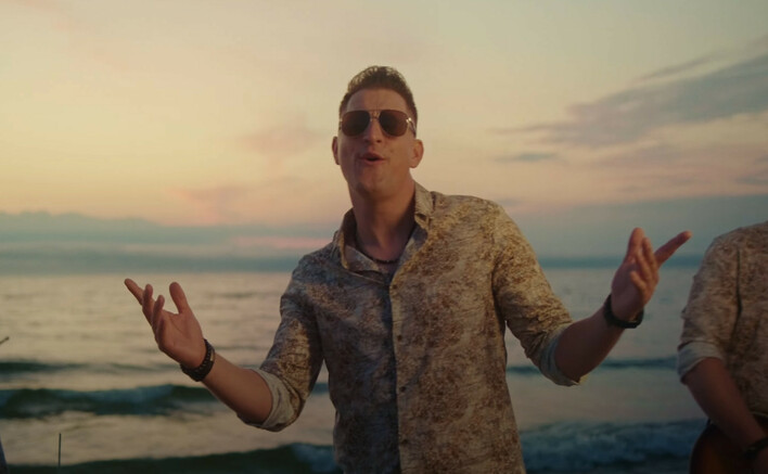 Eratox zapowiada nowy teledysk! „Niebieskie oczy„! Mamy przedpremierę!
