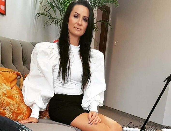 Z kury domowej do gwiazdy! Wokalistka disco polo szerze o realiach kobiet w branży!